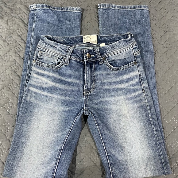 Buckle BKE size 24R jeans. Used- LIKE NEW. Worn 1 time. - Picture 4 of 4